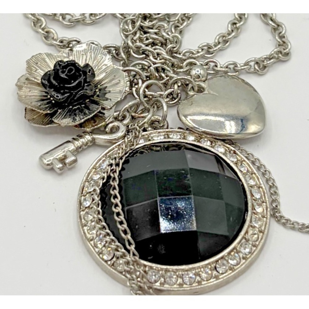 Black Heart Faceted Stone Rhinestone Silver Tone Flower Key Heart Charm Necklace